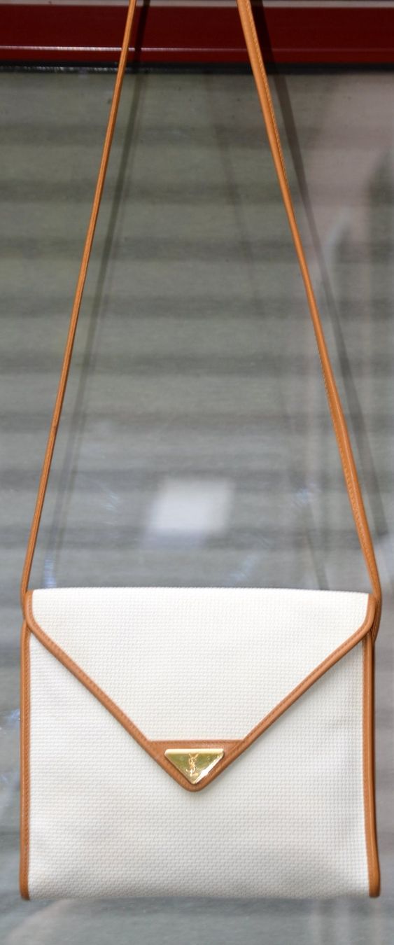 Saint Laurent Taschen für Damen: Yves Saint Laurent Tasche / sac – Gebraucht aus Collonges von Auganien 6
