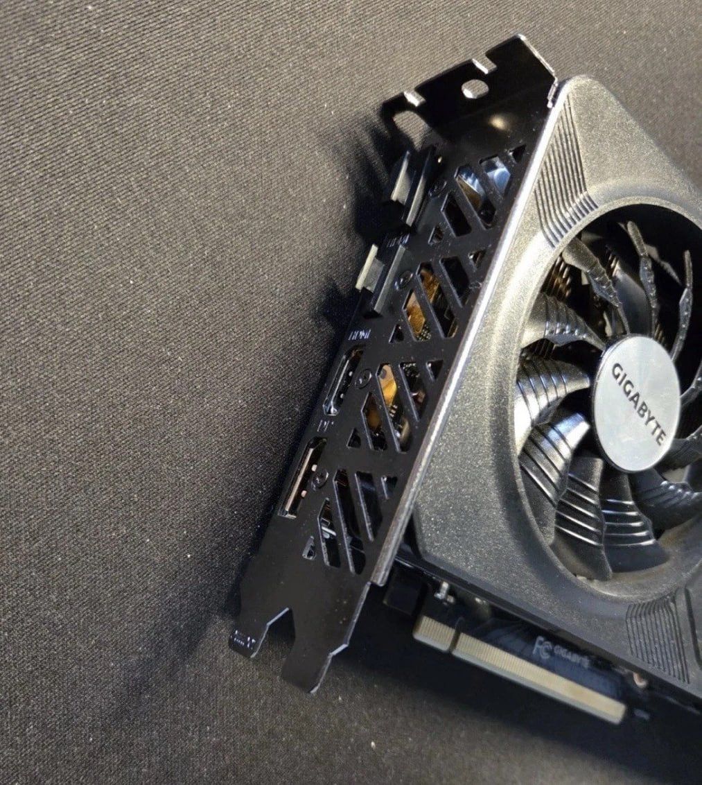 Nvidia Grafikkarten: Gigabyte GeForce RTX 4060 8GB EAGLE OC – Gebraucht aus La Tour-de-Trême von Signalis 3