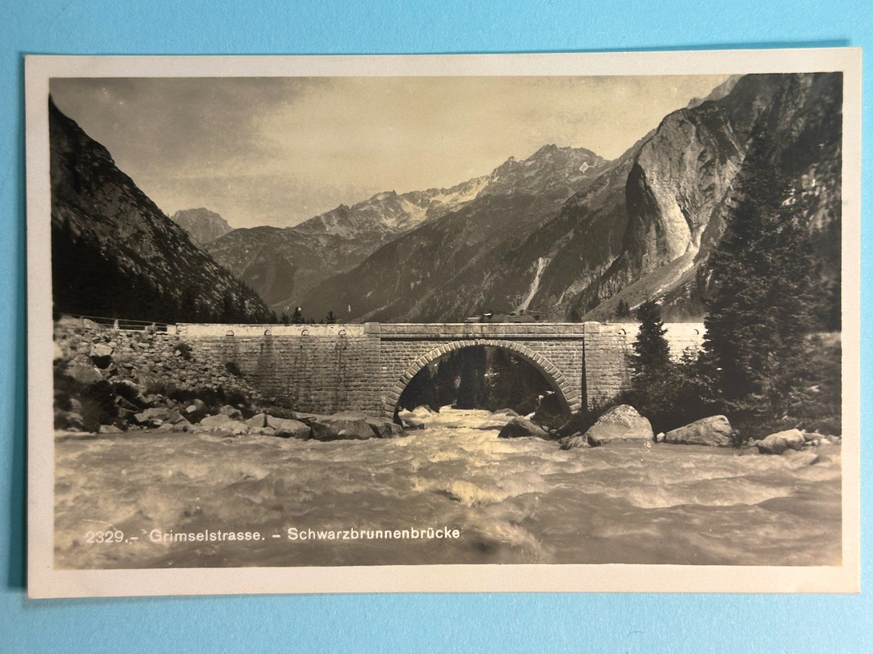 Cartoline postali: Grimselstrasse, Schwarzbrunnenbrücke – Usato da Steg VS venduto da _vinci_