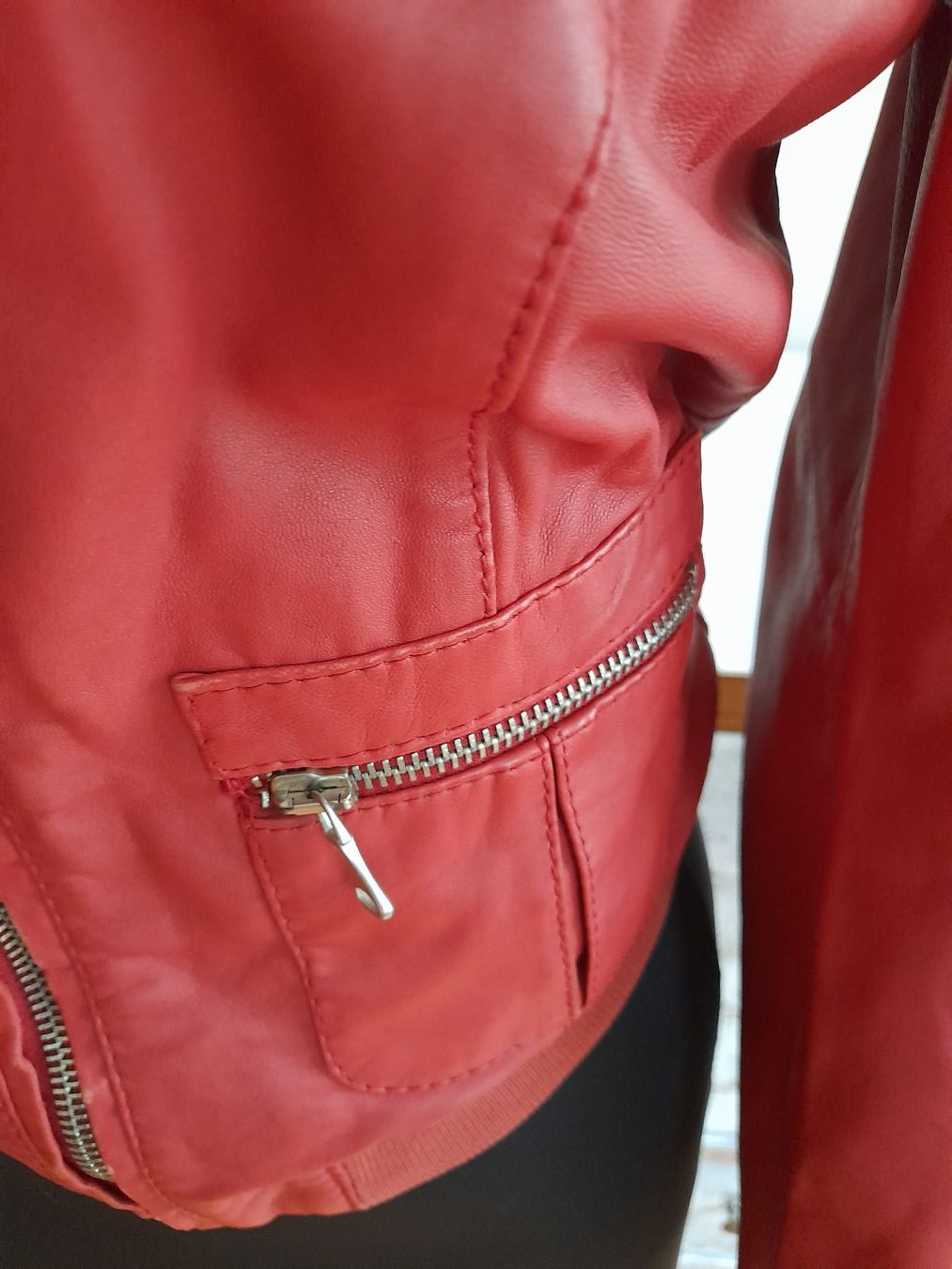 Giacche: Bomberjacke . Leonardo . S . echtes Leder . – Usato da Leuggelbach venduto da schmetterlings-fee 1