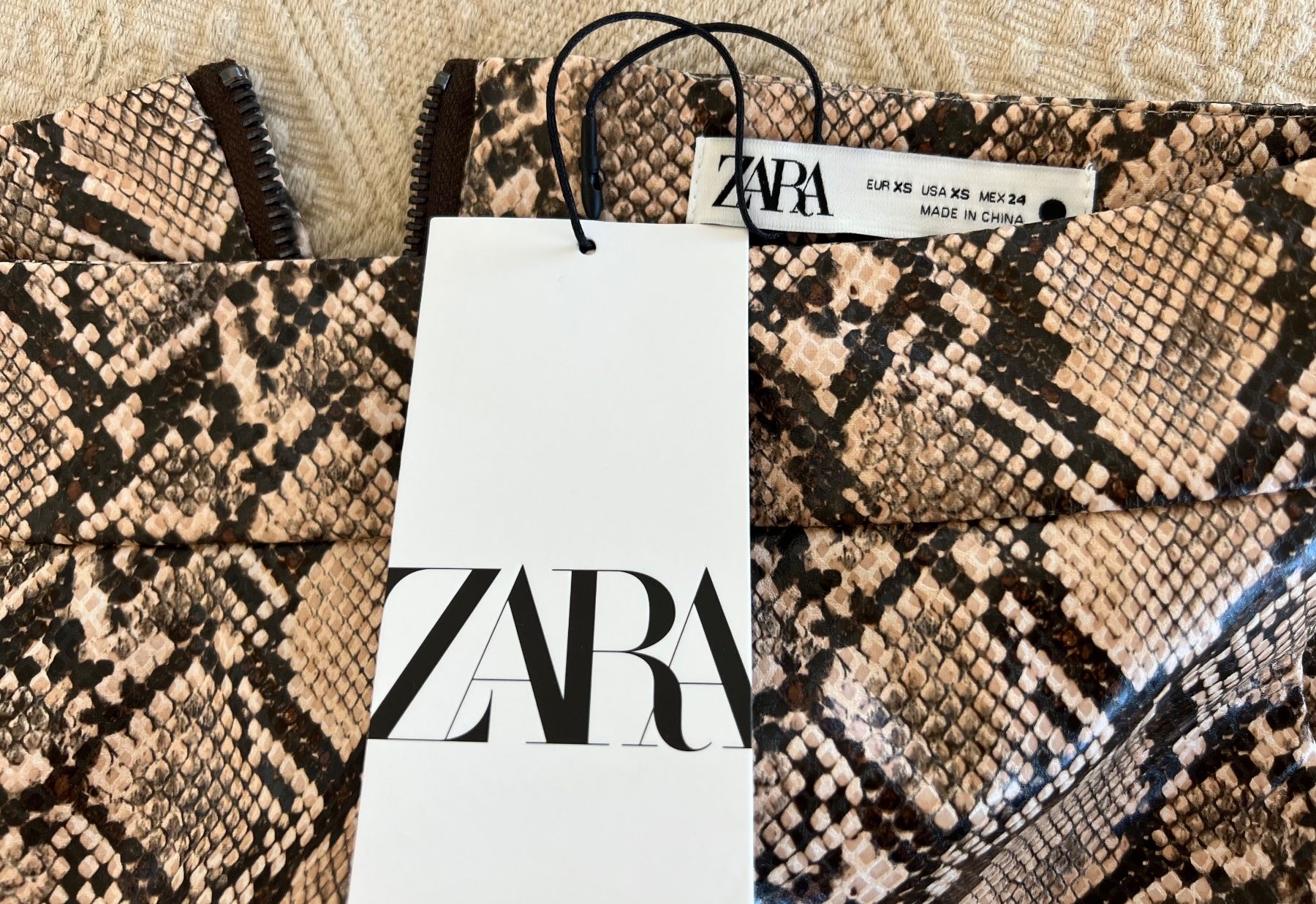 Zara Röcke: NEU: Zara Rock Gr. XS – Neu und originalverpackt aus Lachen von mar_ox 6