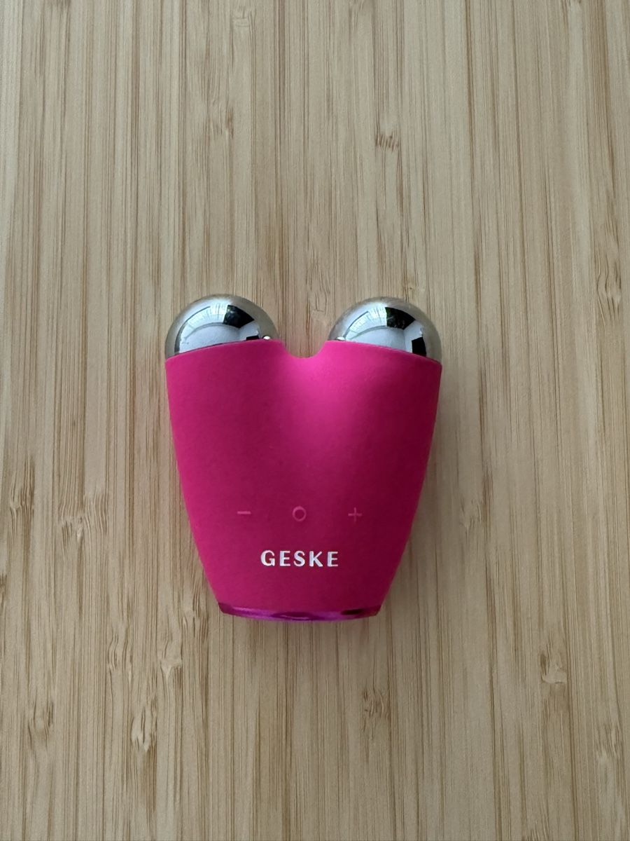 Gesichtspflege: Gesichtsmassagegerät – Gebraucht aus Alchenflüh von hel_n6bm