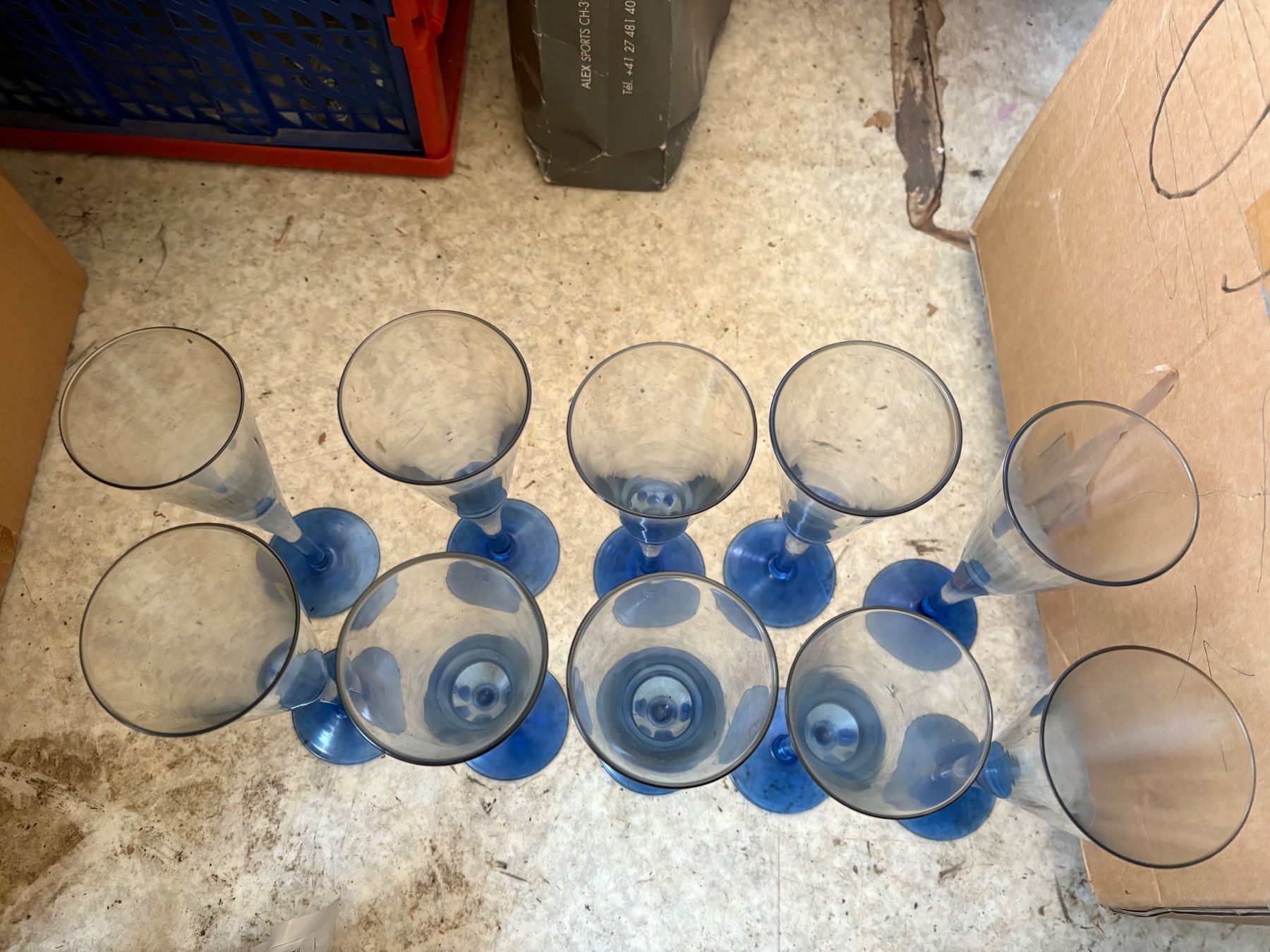 Bicchieri: Flûtes bleues – Usato da Grône venduto da natatou