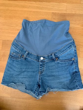 Umstandsshorts / Jeans Shorts, H&M Mama, Gr. S, Sommer