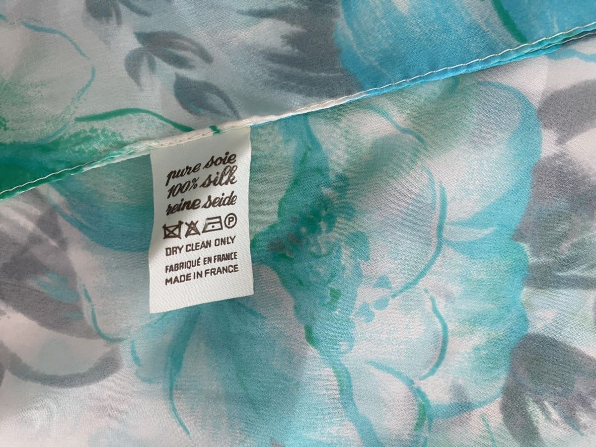 Foulard & Sciarpe: Seiden Schal 🌸 – Usato da Opfikon venduto da Luis144 6
