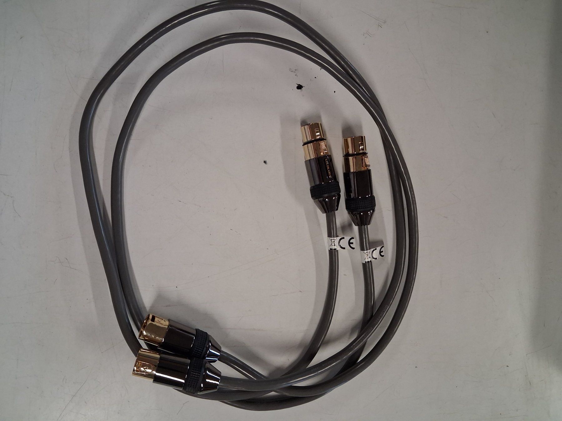 Cavi: Gold Cables XLR, symmetrisch 1.10m – Usato da Wohlen AG venduto da strowo