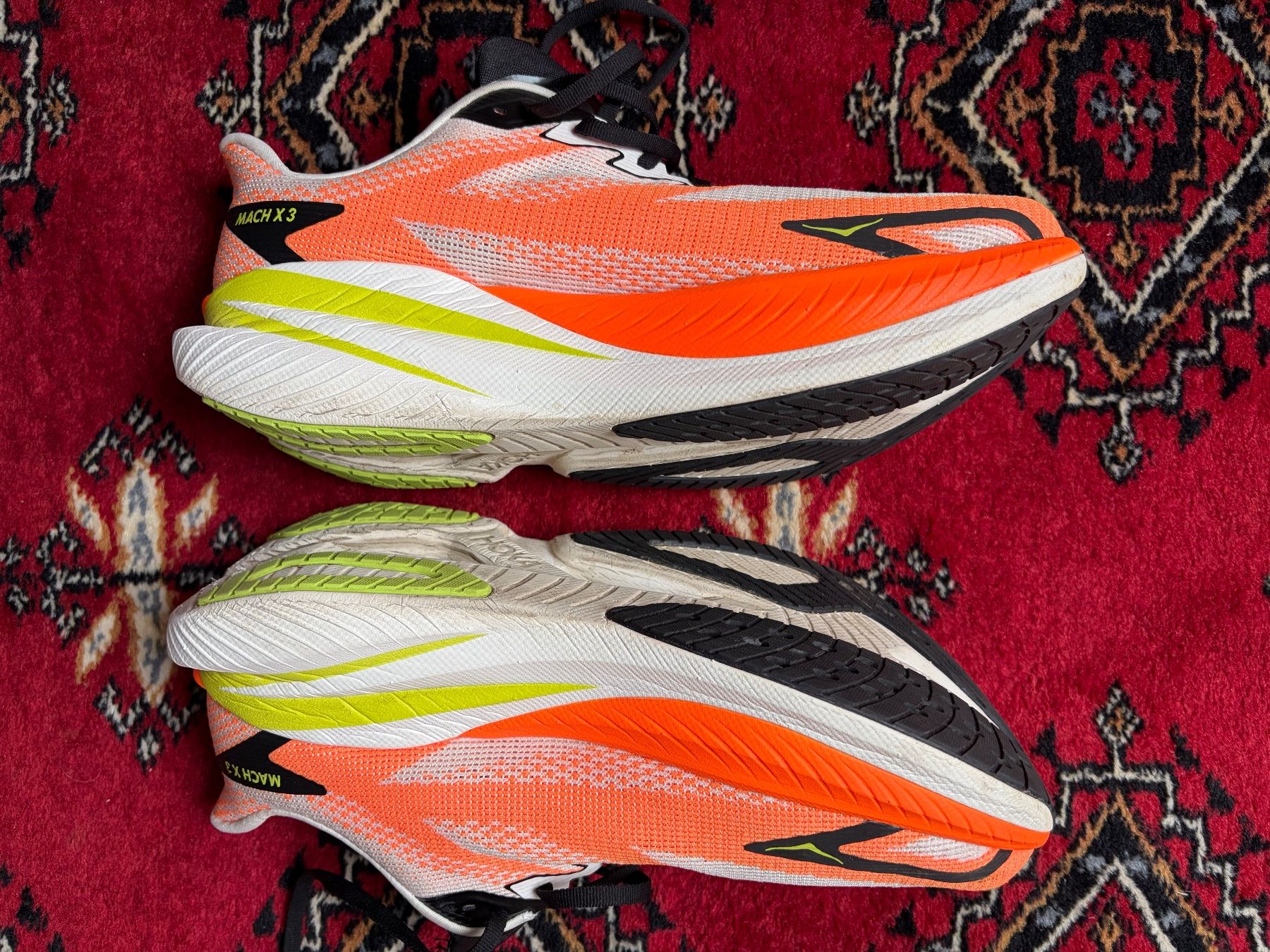 Hoka One One Scarpe da uomo: Hoka Mach X3, Grösse 44/2/3 – Usato da Belmont-sur-Lausanne venduto da alexander12 1