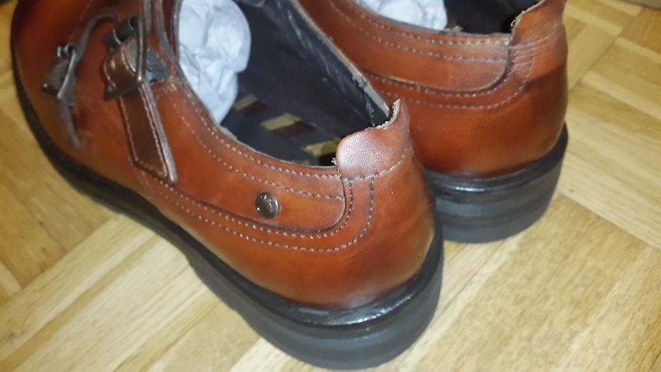 Scarpe da uomo: chaussures pour hommes – Nuovo e nell'imballaggio originale da Renens VD venduto da cla_7zv5 3