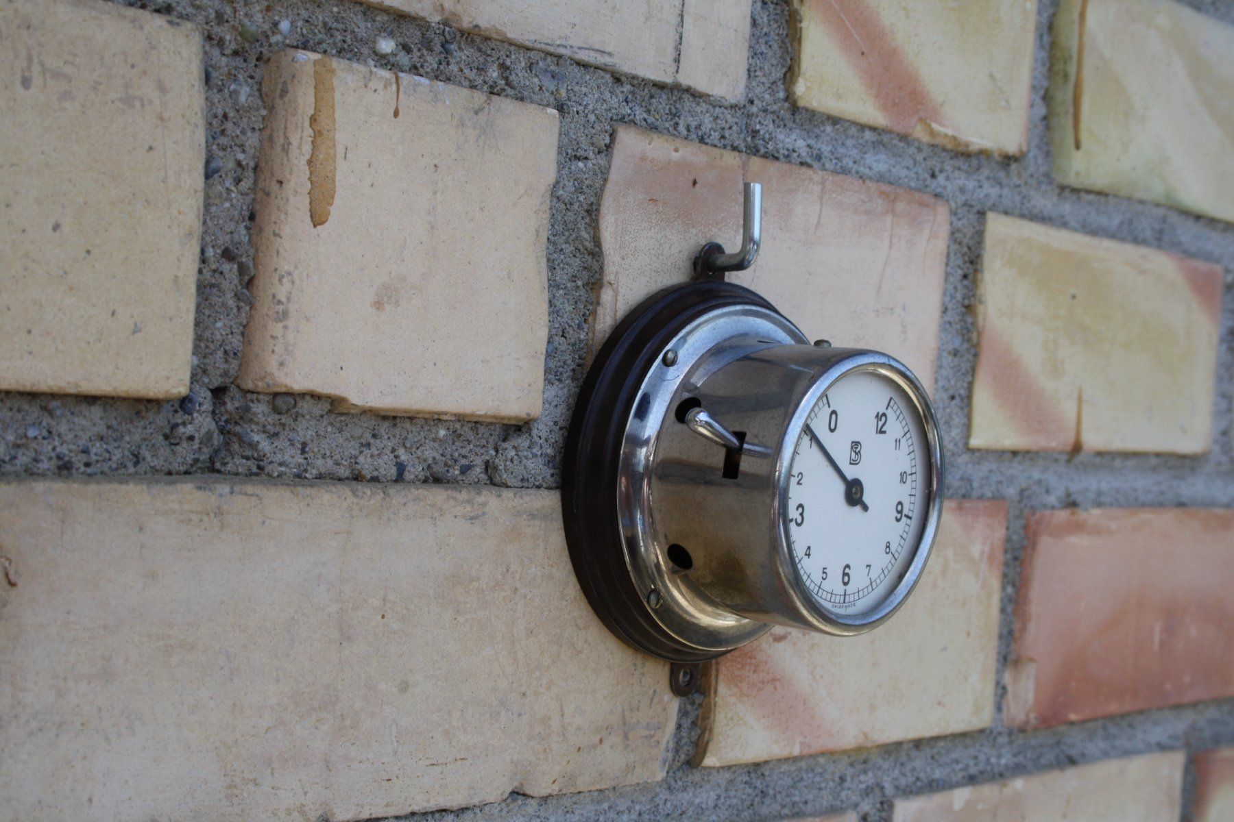 Telefone: TELEFON UHR ANTIK RAR – Gebraucht aus Wauwil von Pneuedy 3