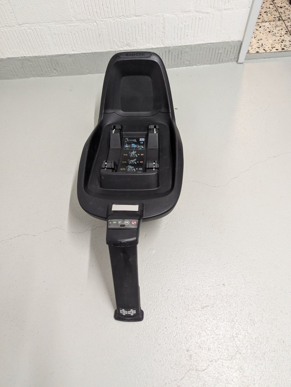 Maxi-Cosi Sièges auto: Maxi-Cosi 2wayFix ISOFIX-Basisstation – D'occasion à Widen par Schotti_85