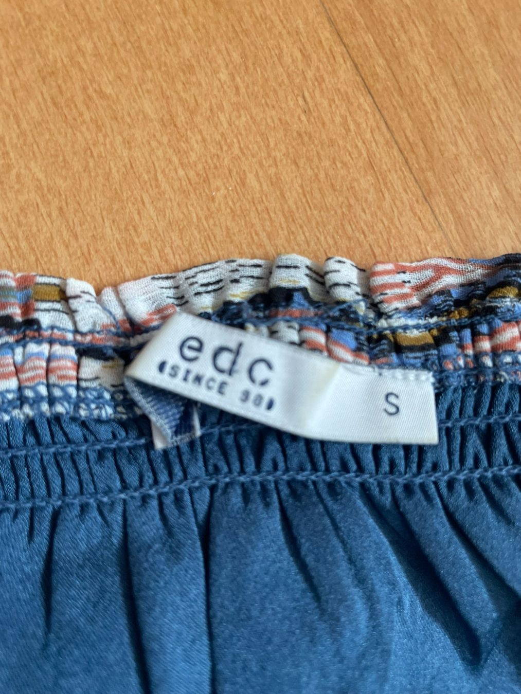 Esprit Top: Sommerliches edc esprit Top, Grösse S - Tshirt – Usato da Hubersdorf venduto da JanasHeartTreasures 2