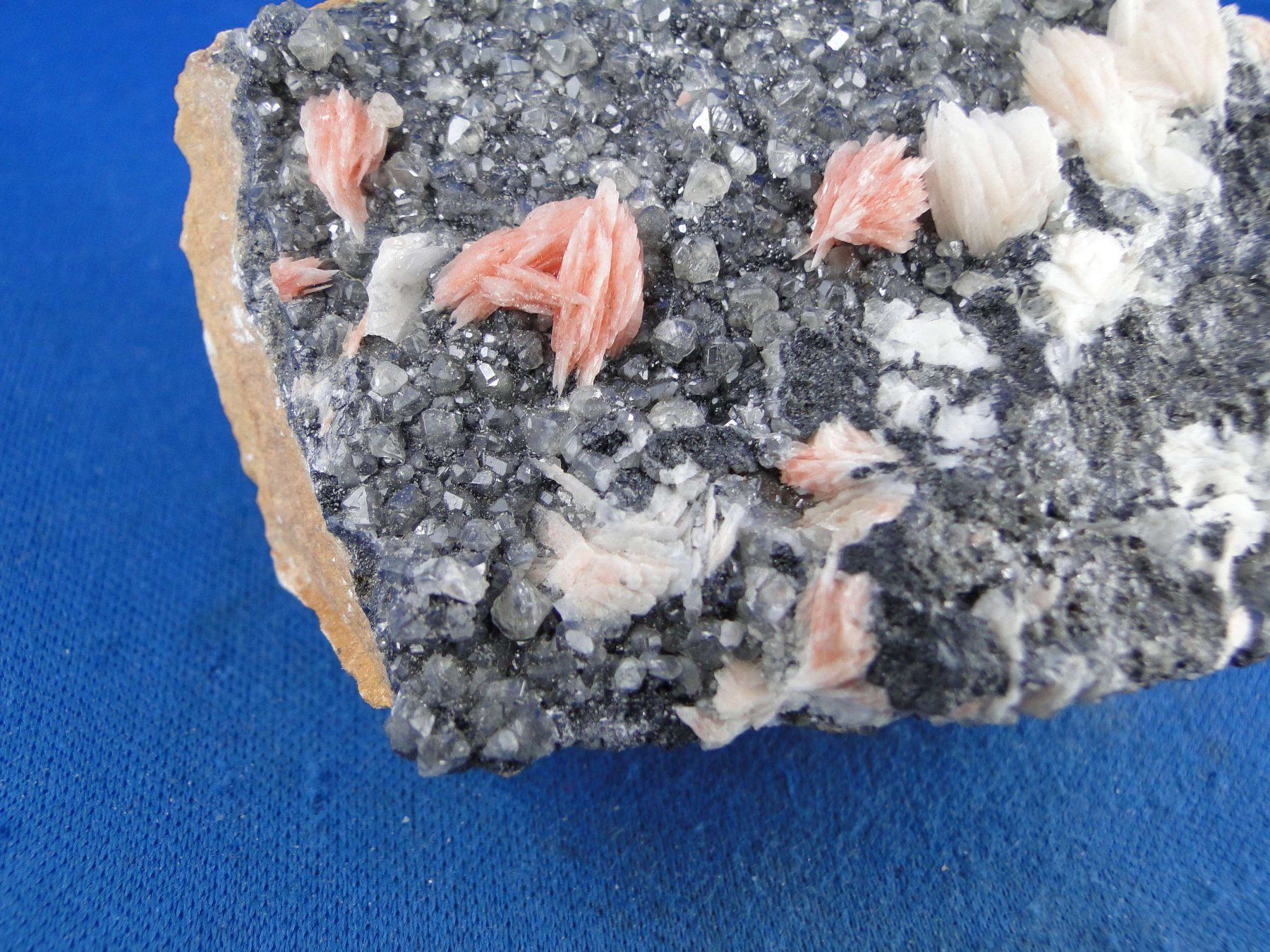 Minerali & Pietre curative: Cerussit mit Barit und Galena – Usato da Schinznach Bad venduto da Demerald 3