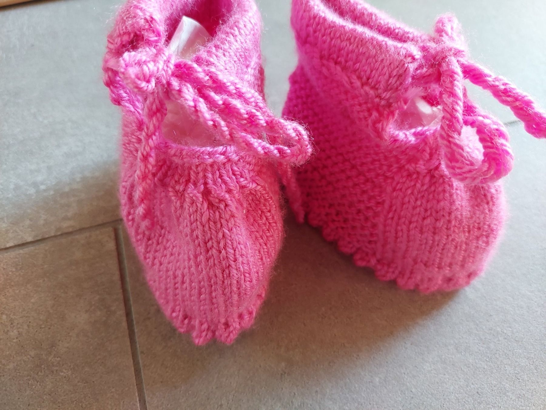 Socken für Kinder: Neue Gestrickte Babysocken – Neu (gemäss Beschreibung) aus Wiesendangen von troawus