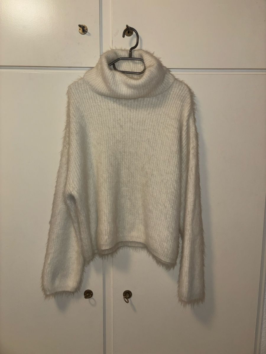 Maglioni & Felpe: Flauschiger Pulli von Vero Moda – Usato da Basel venduto da Mig_Sil04