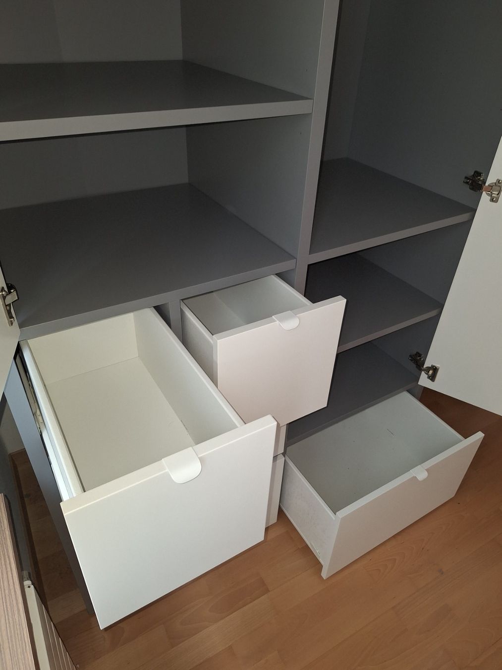 Ikea Armadi: Kleiderschrank Ikea – Usato da Winterthur venduto da tim_r9bz 2