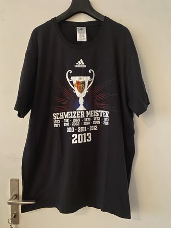 Adidas T-Shirt FC Basel Schweizer Meister 2013 Grösse XL