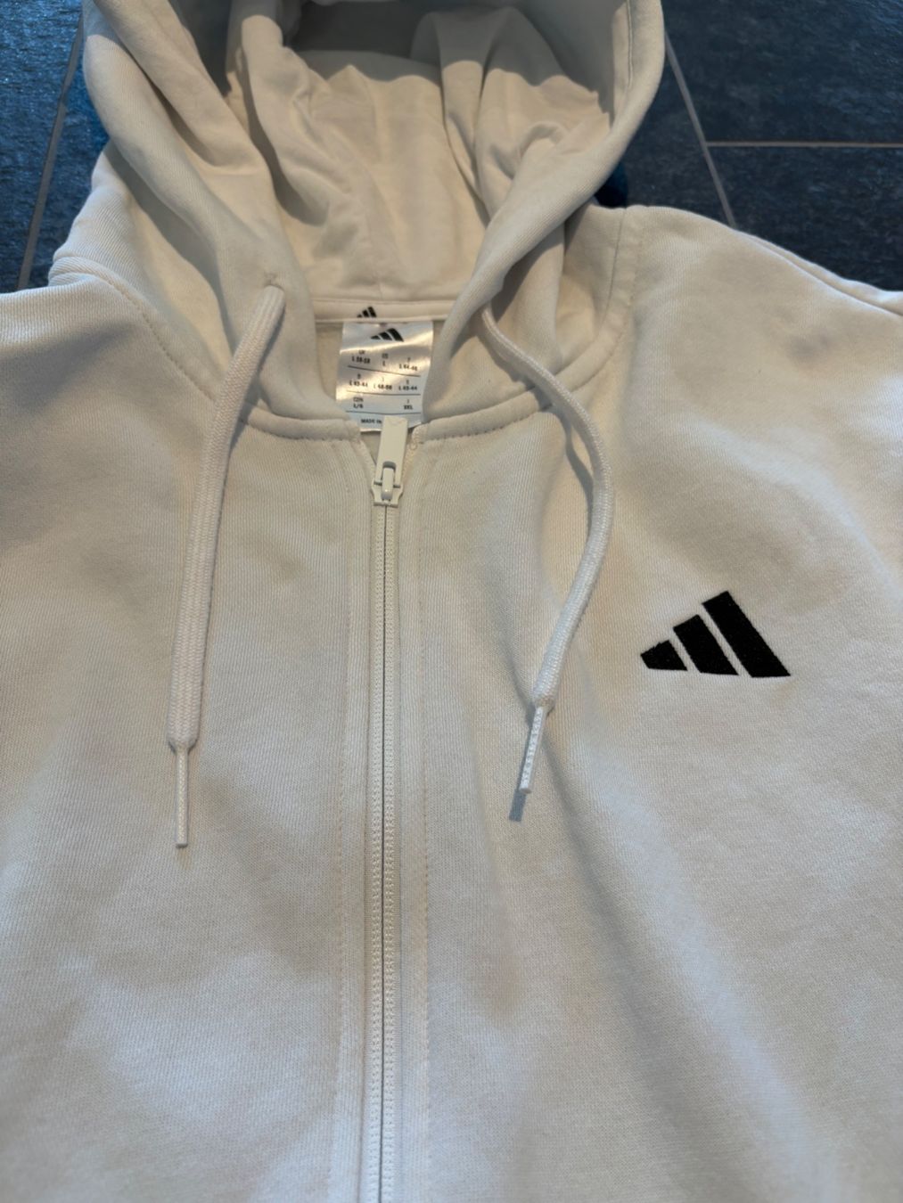 Adidas Vestes: Adidas - Jacke - weiss - Gr. L – D'occasion à Stadel par Chanel_5 3