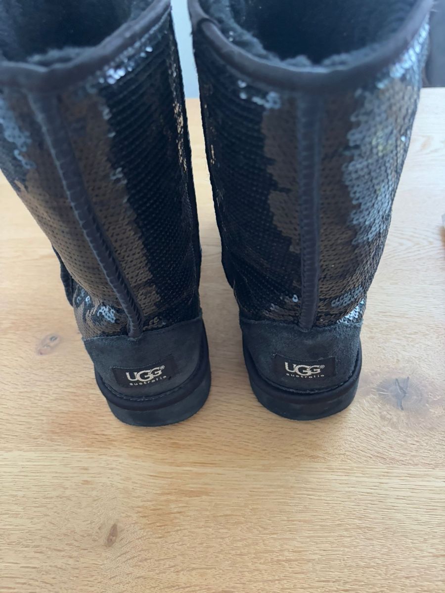 Ugg Scarpe da donna: UGG Boots Gr.41 – Usato da Zug venduto da Deks 1