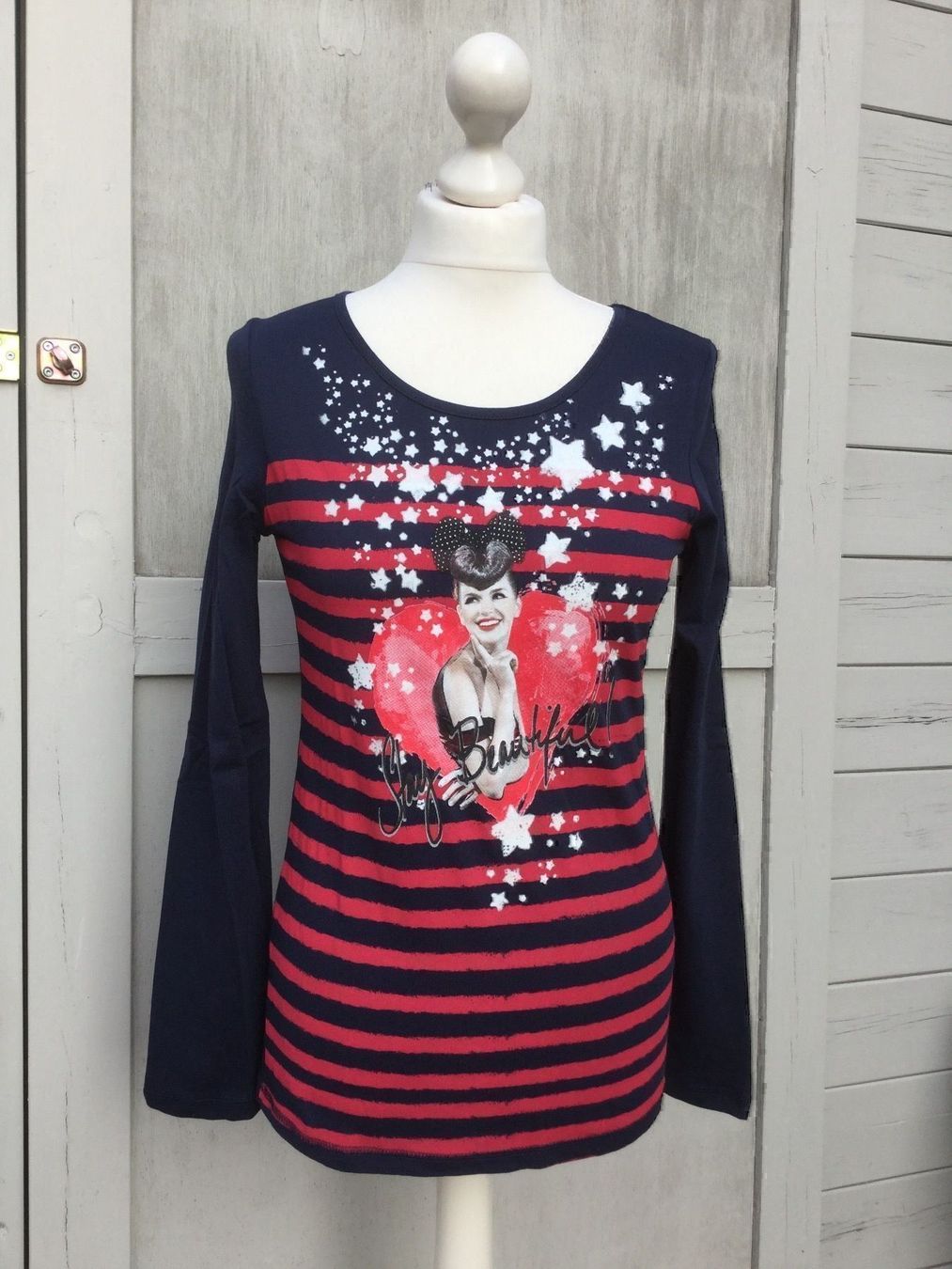 Top: Sweat marine rayé rouge USA, taille M – Nuovo e nell'imballaggio originale da Agiez venduto da chouchanelle 5