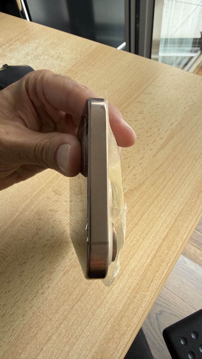 Apple Telefoni cellulari / Smartphones: Iphone 16 Pro Max 265GB – Difettoso da Bassersdorf venduto da lasvings01 5