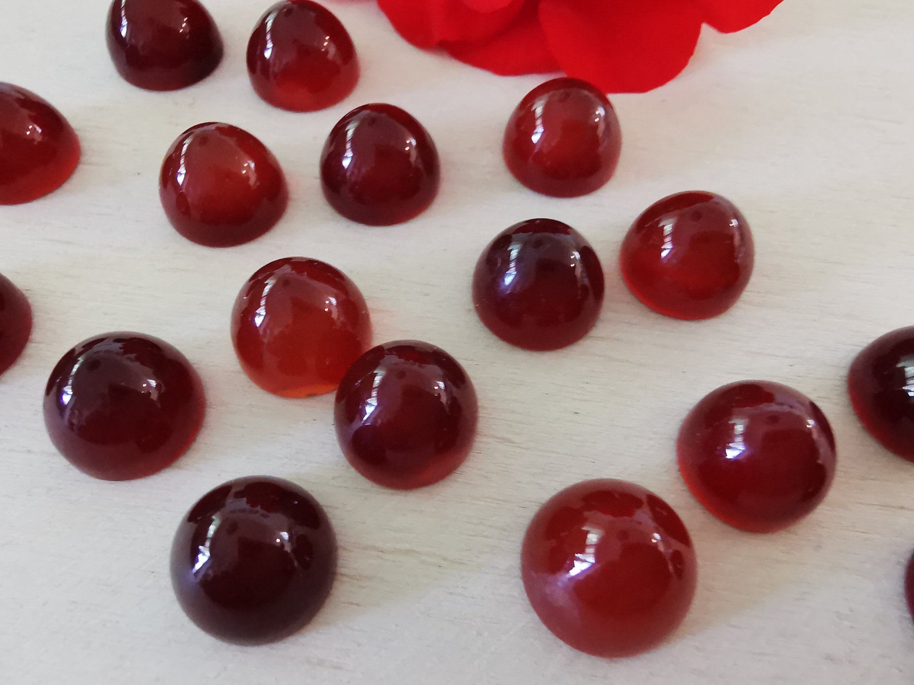 Pietre preziose: 8 Stk. runde Karneol Cabochon / Lager-Sondererkauf – Nuovo e nell'imballaggio originale da Dierikon venduto da Buntspecht-10 4