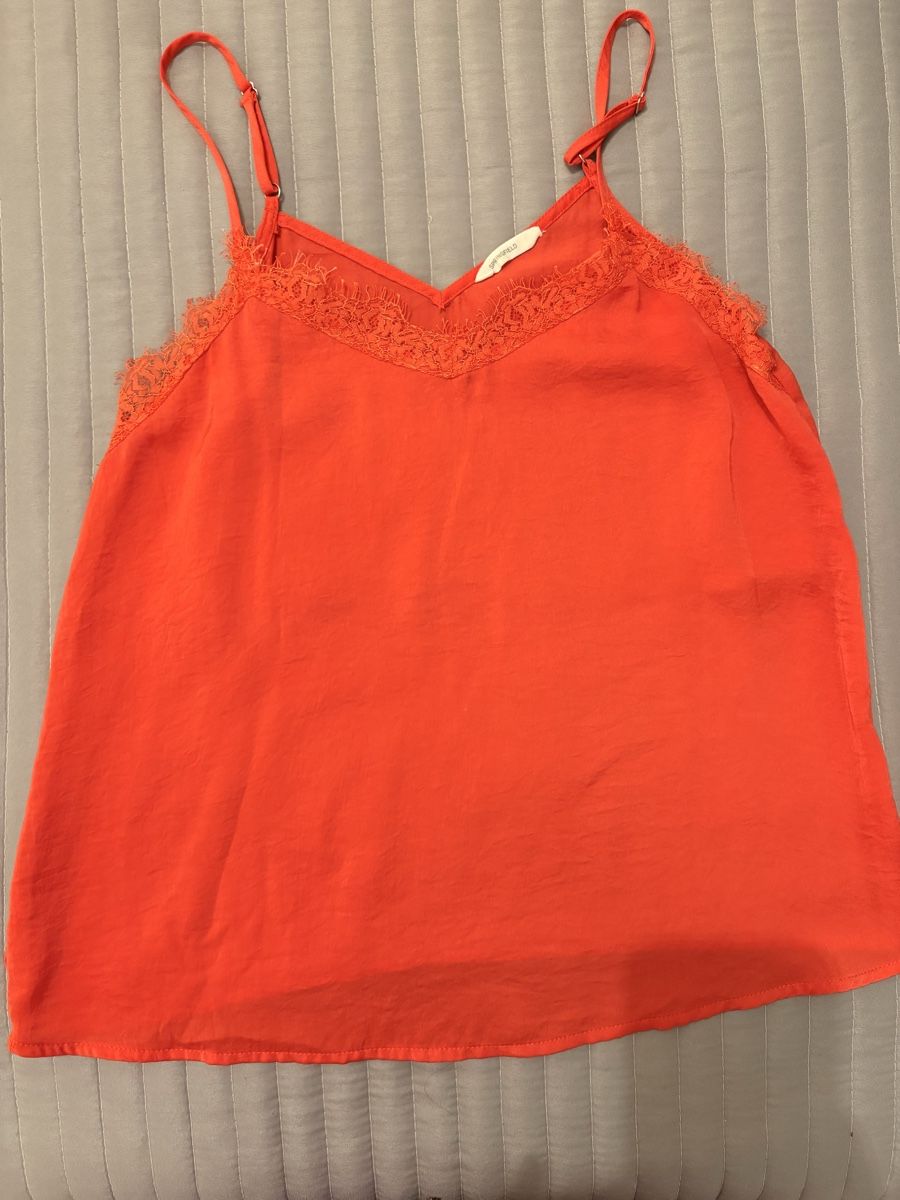 Top: Haut avec dentelle en satin – Nuovo (secondo la descrizione) da Chêne-Bougeries venduto da bru_bs9n 3