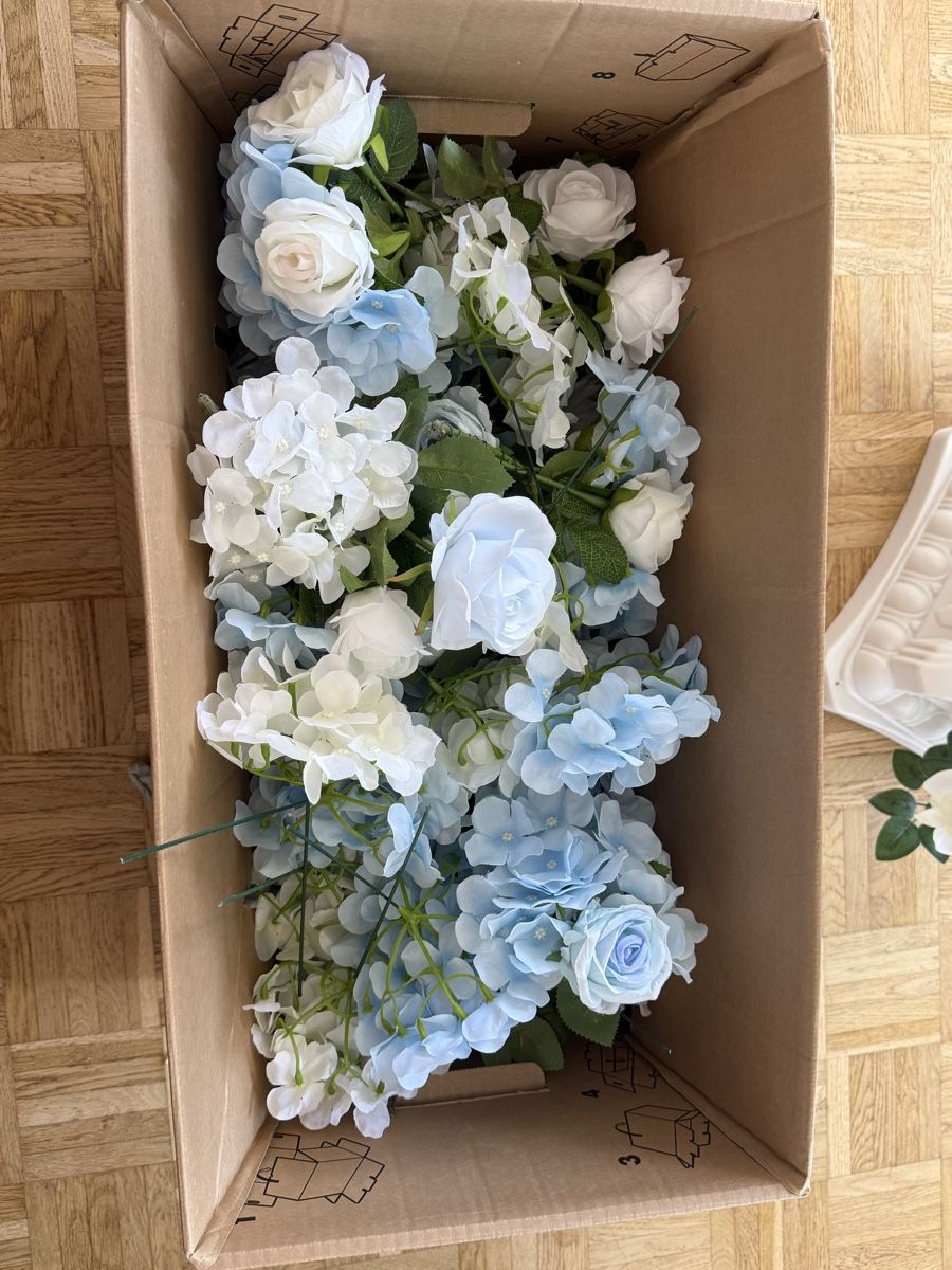 Toutes les décorations: Div. Kunstblumen – D'occasion à Horgen par smaally