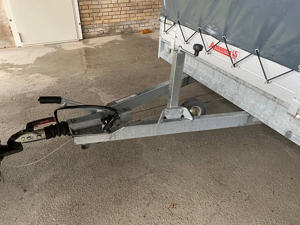 Anssems Anhänger: Transport Anhänger mit Blache – Gebraucht aus Zug von naglate 1