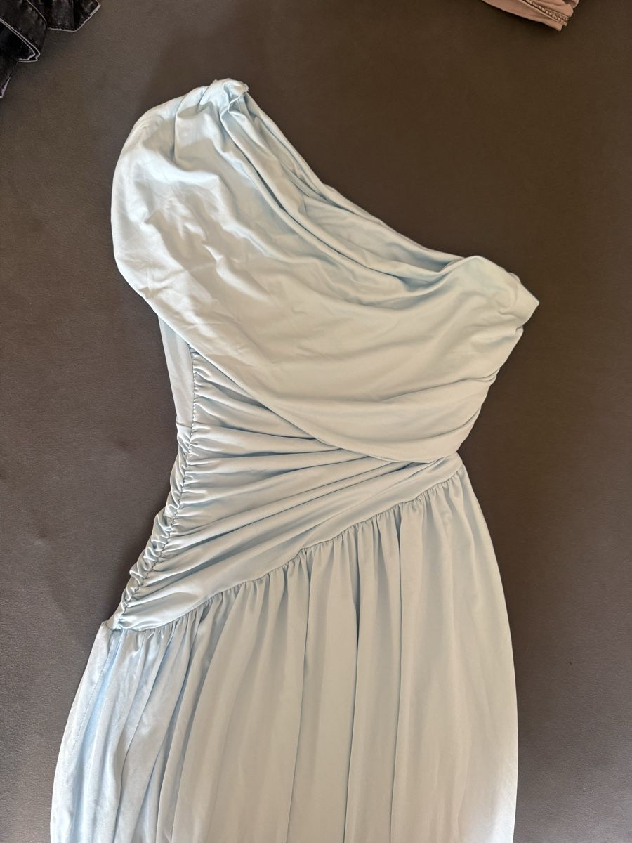 Kleider: Longue robe  – Neu (gemäss Beschreibung) aus La Croix (Lutry) von oxa_fvy6