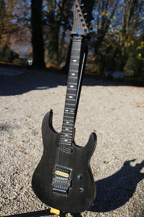 Bc rich store super strat