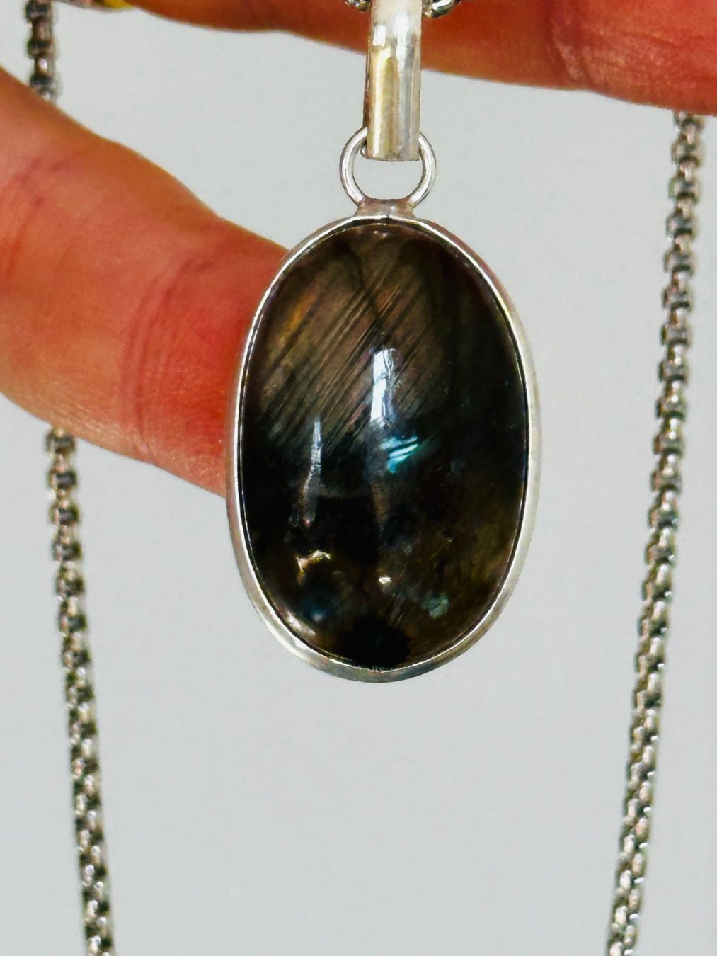 Catenine: Labradorite necklace – Nuovo e nell'imballaggio originale da Genève venduto da AGBERG