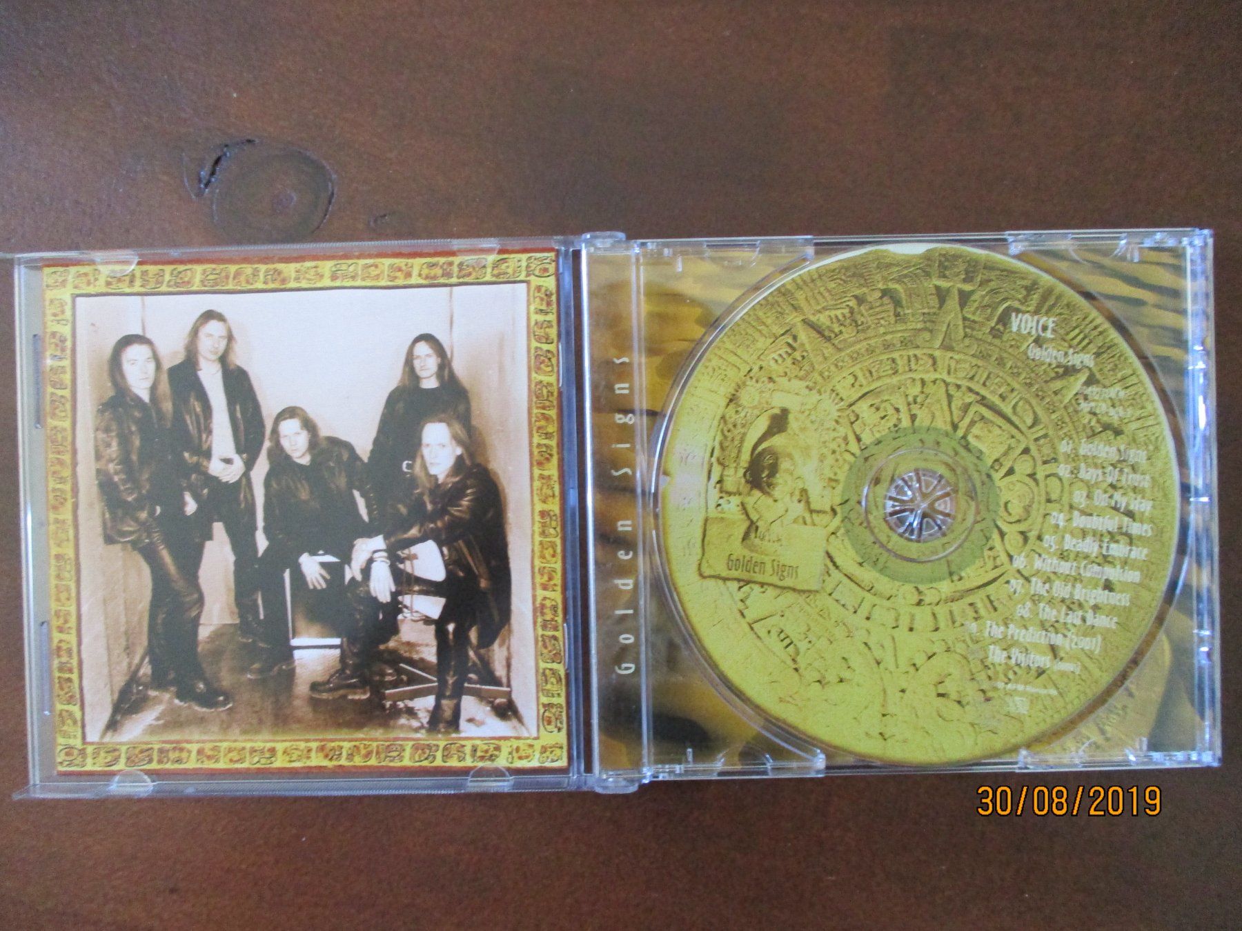 CD: Voice - Golden Signs – Usato da Liestal venduto da Disc-Point 1