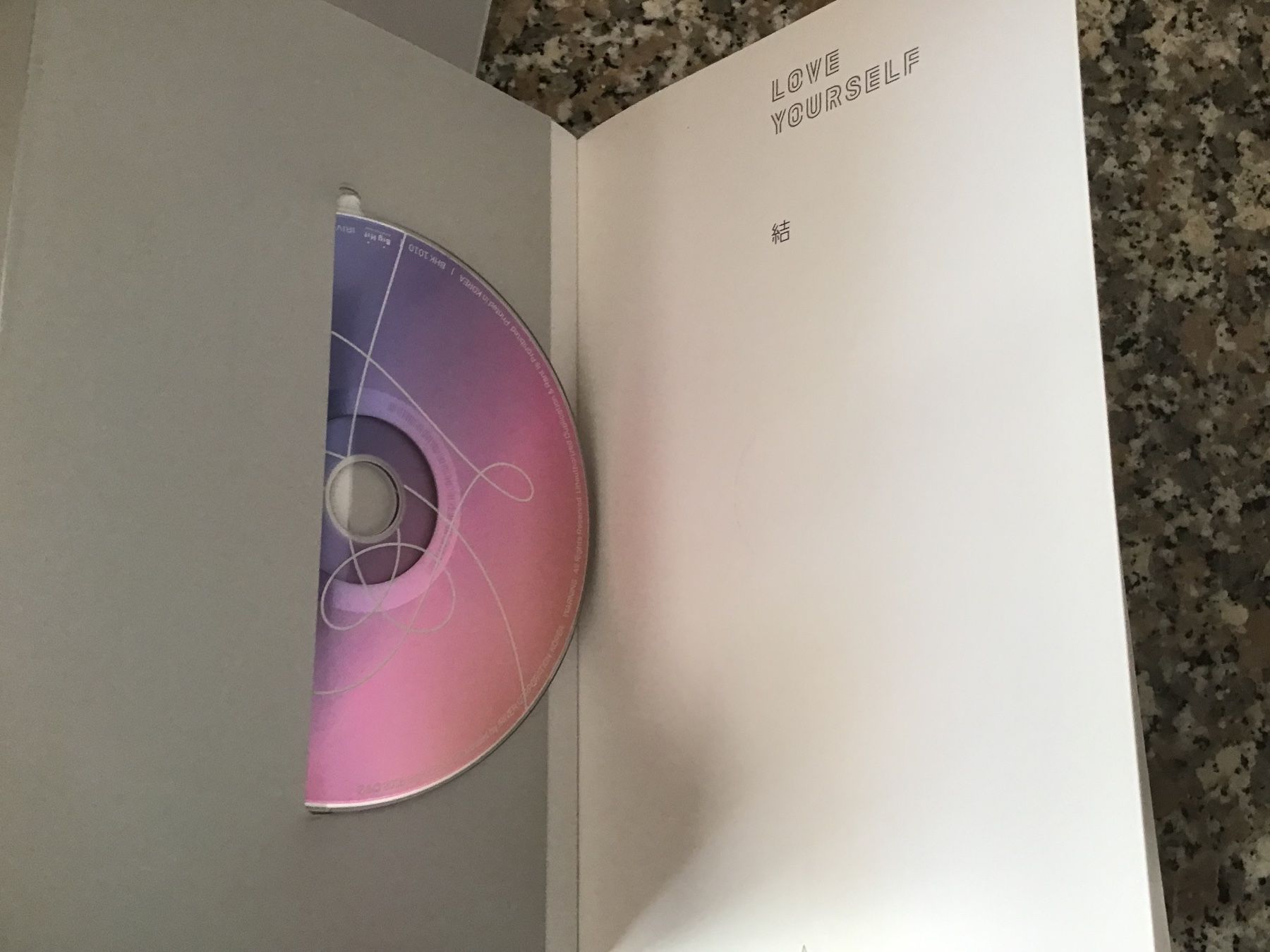 CD: Coffret livret 2 CD Love Yourself – Usato da Fully venduto da Ruby97 1