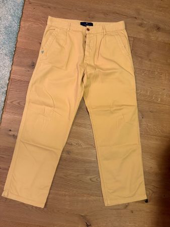Herren Chino Hose senfgelb Grösse 34 Neue