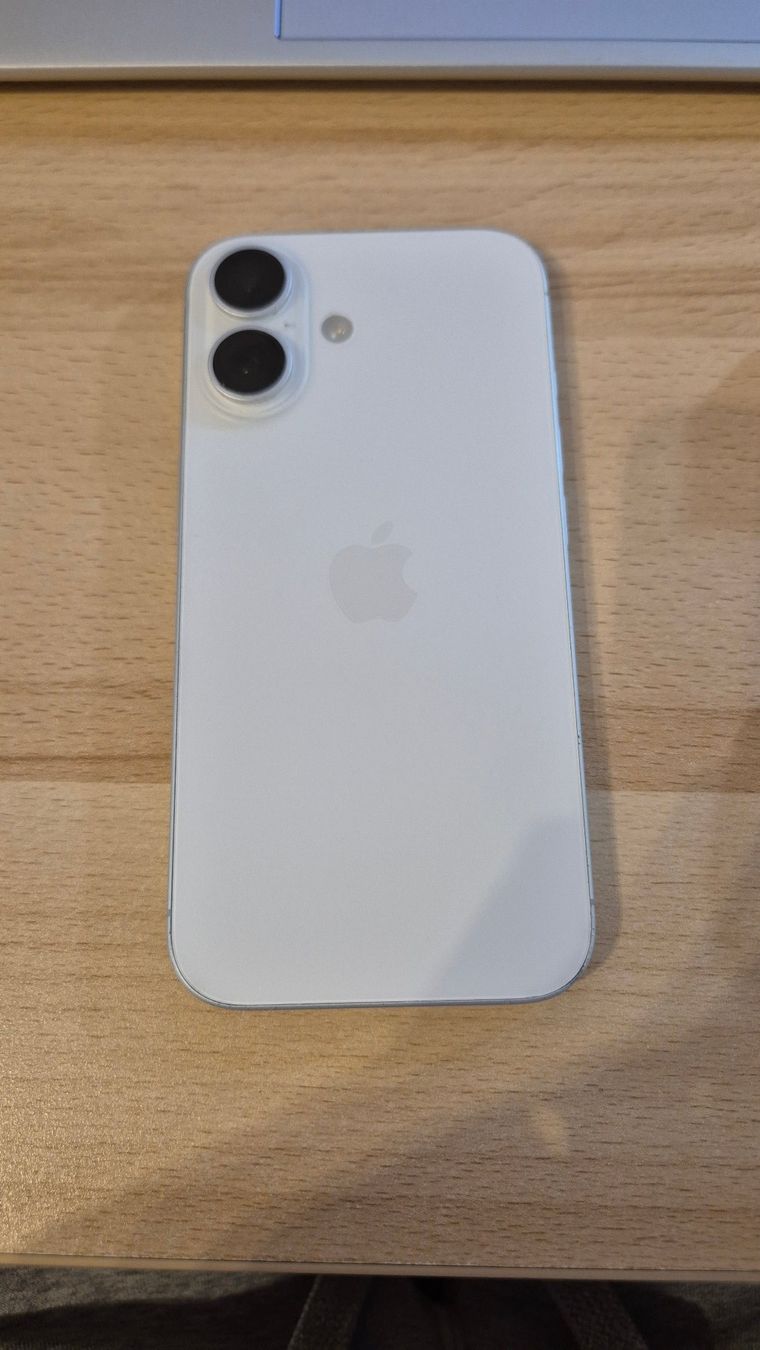 Apple Portables: iPhone 16 256GB White 3038 – D'occasion à Münchenbuchsee par MV_Solutions 3