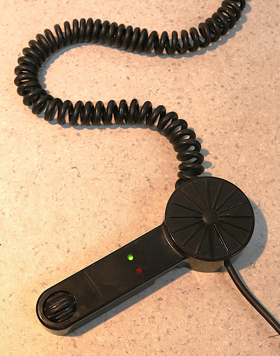 Baltensweiler Lampade: Baltensweiler Bogenlampe mit Halo Stativ – Usato da Volketswil venduto da brockipfannenstil 6