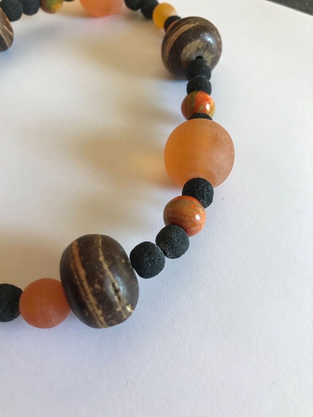 Catenine: Collier artisanal en pierre de lave – Usato da Grimisuat venduto da eliseba88 8