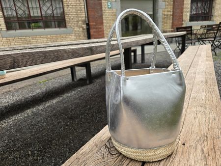 Korb: Korbtasche Leder silber-ANGEBOT