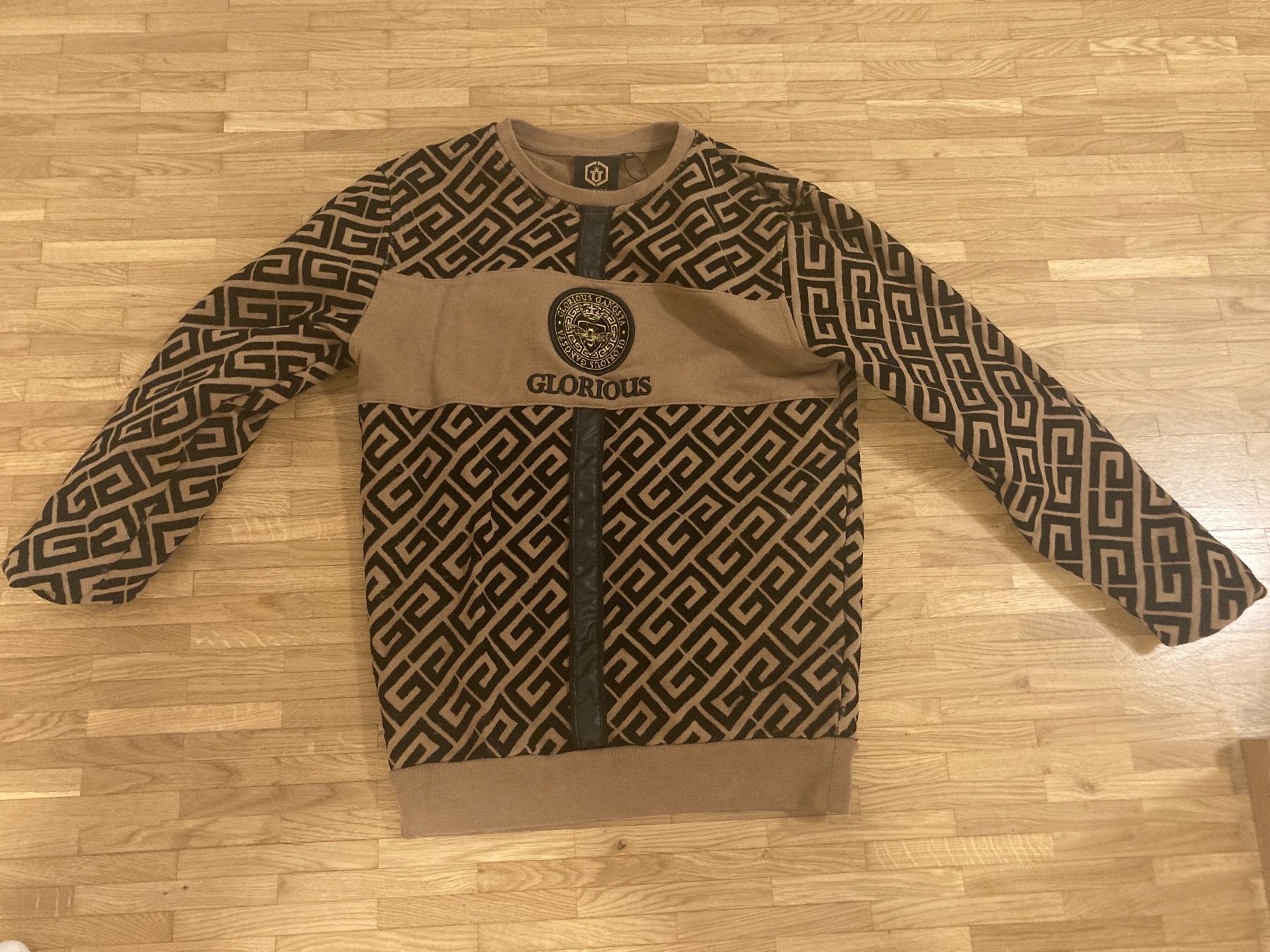 Pulls et sweat-shirts: Pullover – D'occasion à zürich par N2424
