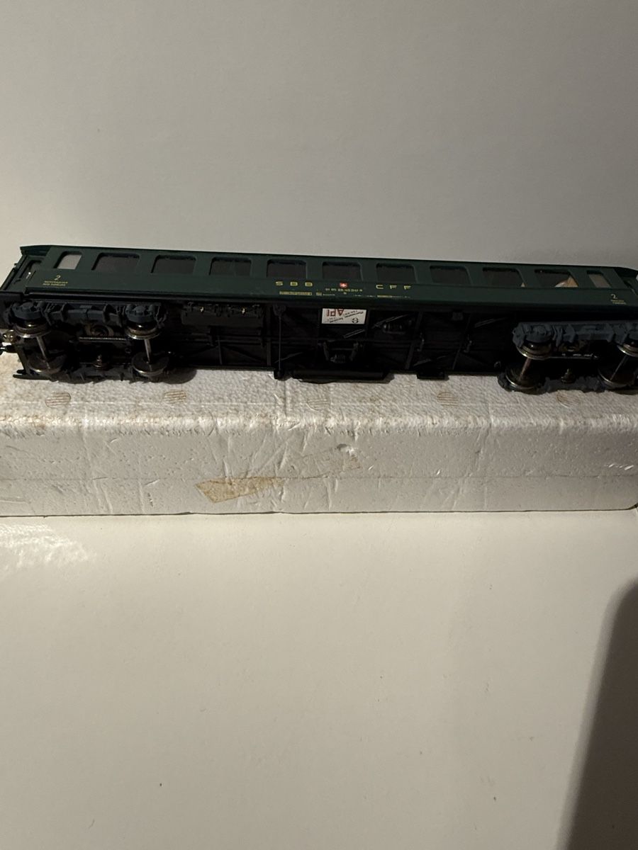 Metropolitan Modelleisenbahnen: Métropolitain 7070 – Gebraucht aus Vésenaz von Nicodesavoie 1
