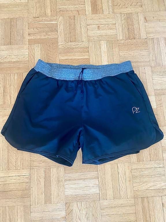 Pantaloni: Short de sport femmes – Usato da Neuchâtel venduto da duprazs