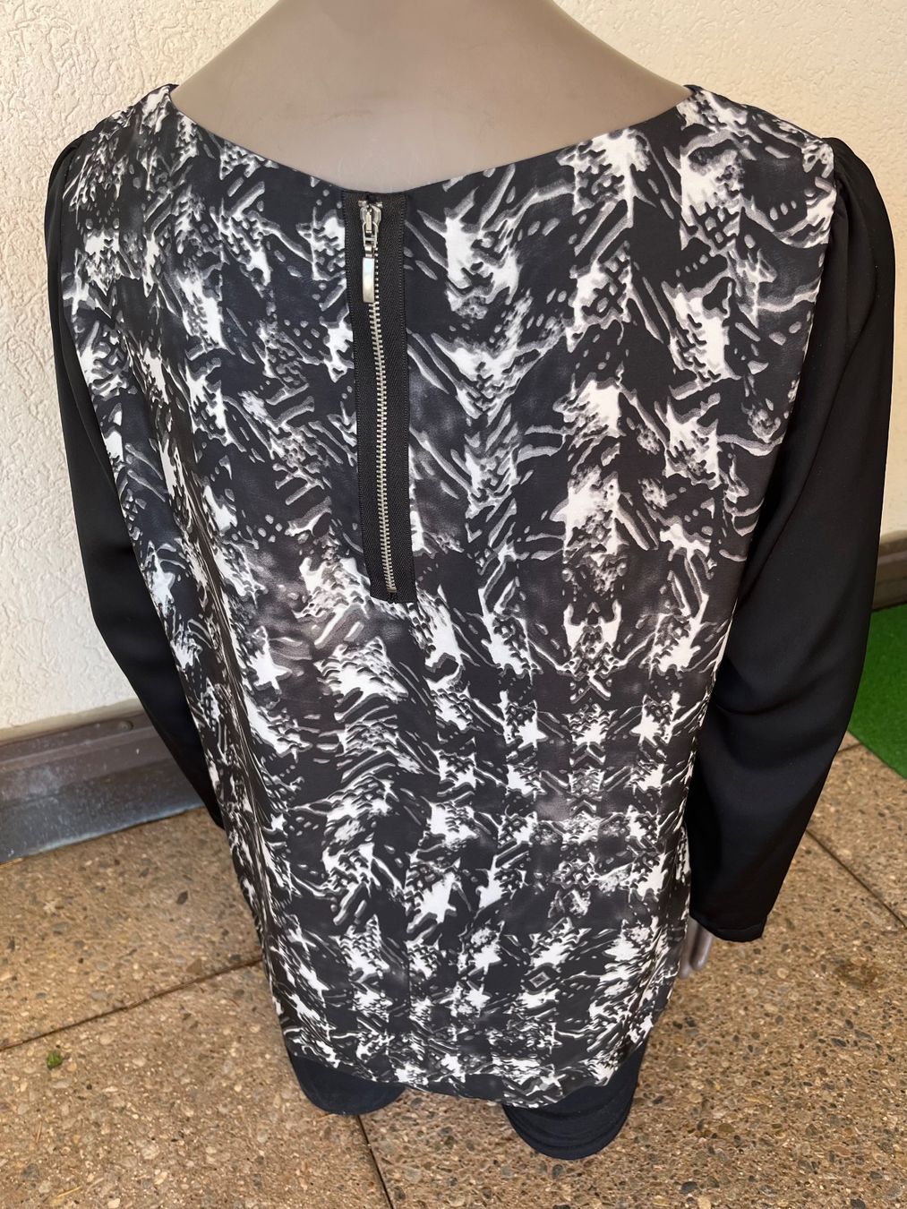 Taifun Tuniche: Tunikabluse mit Muster, silktouch Grösse M/40,  Marke:TAIFUN – Usato da Adliswil venduto da eri.40 2