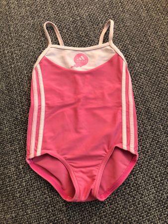 Rosa Baby Adidas Badekleid, Gr. 60