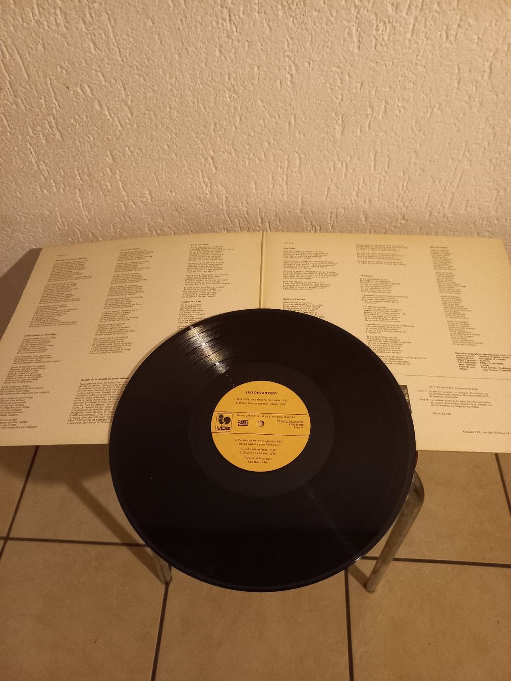 Dischi in vinile: Vinyle Leo Devantéry "Mes amis, mes amours, mon pays"! – Usato da Moutier venduto da mus_7vbp 2