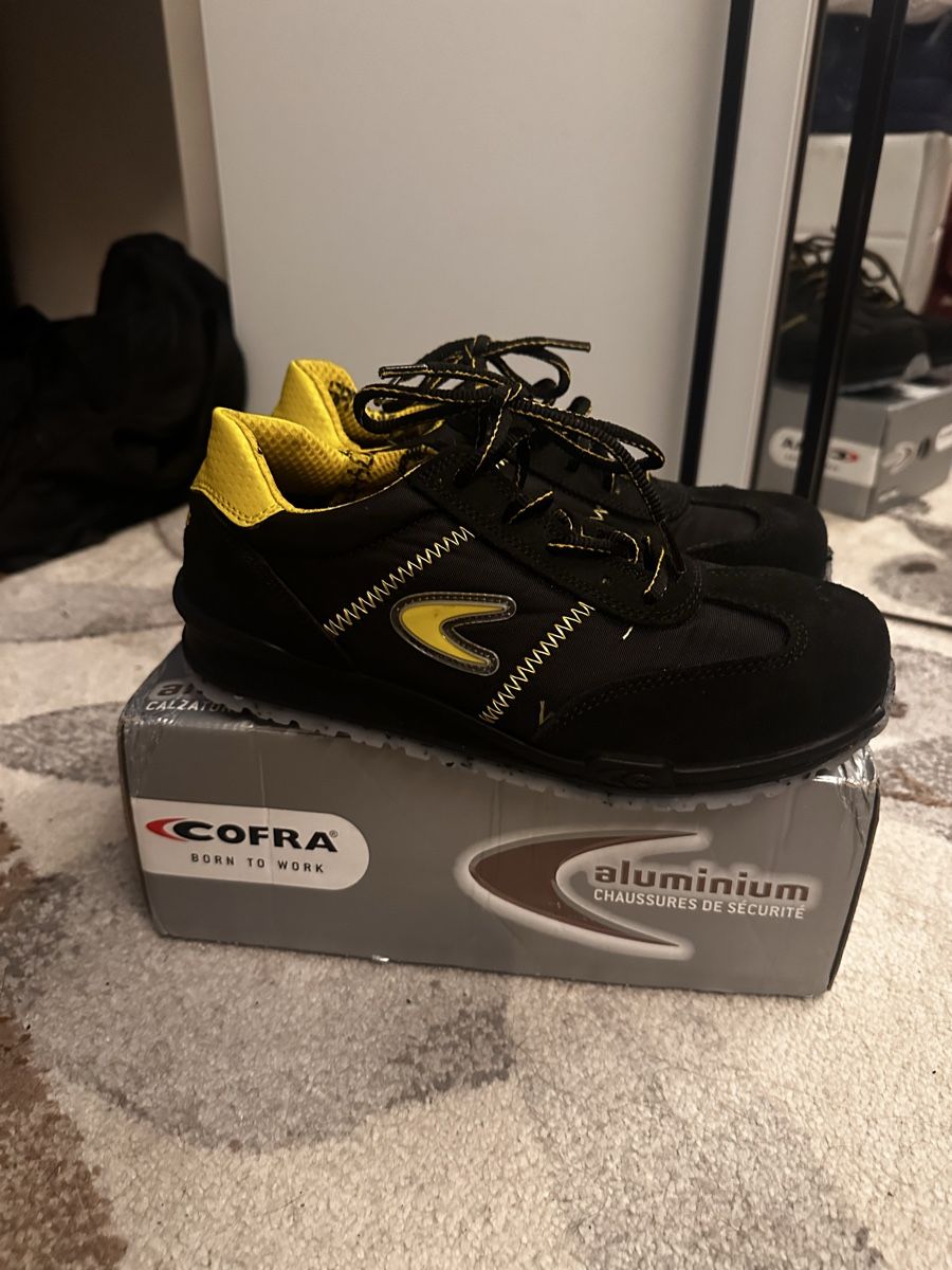 Scarpe da uomo: CoFRA Sicherheitsschuhe, NEU, Grösse 39 – Nuovo e nell'imballaggio originale da Wallisellen venduto da Smarre