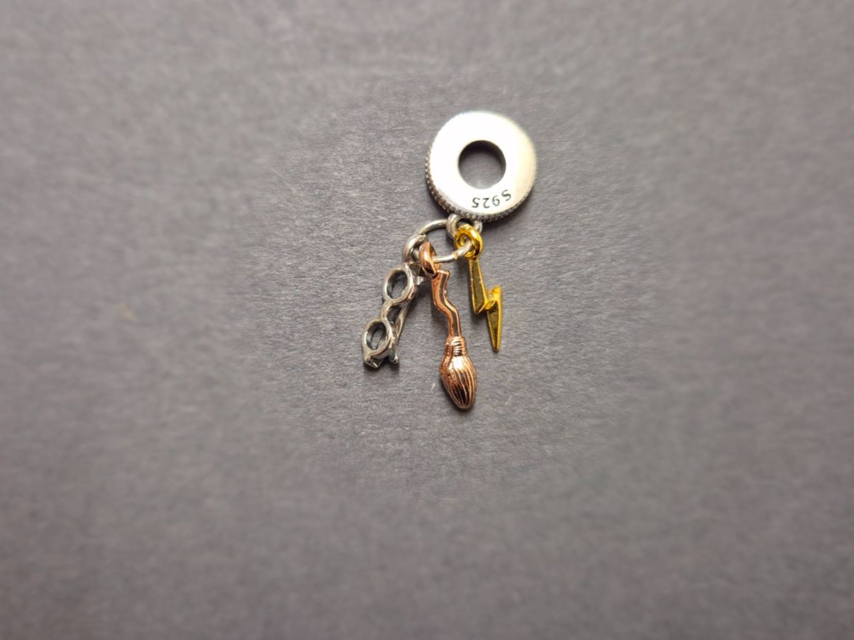 Ciondoli: Silber Charm Harry Potter +Garantie – Nuovo (secondo la descrizione) da Rotkreuz venduto da Carbone_Bijou-Shop 1