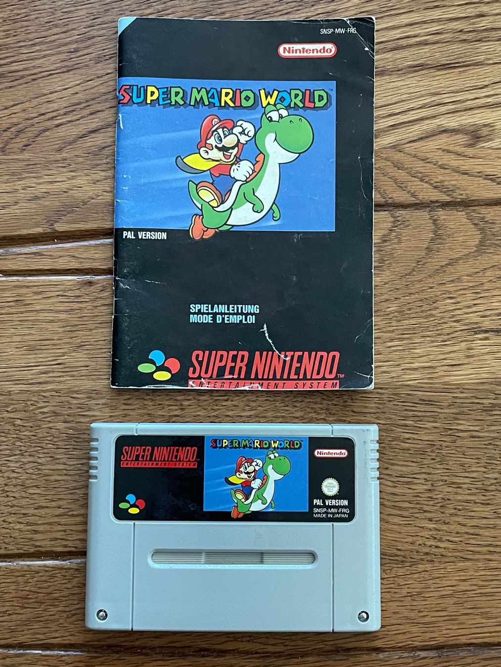 Nintendo Giochi: Super Mario World SNES mit Anleitung – Usato da Zuerich venduto da Dorsi