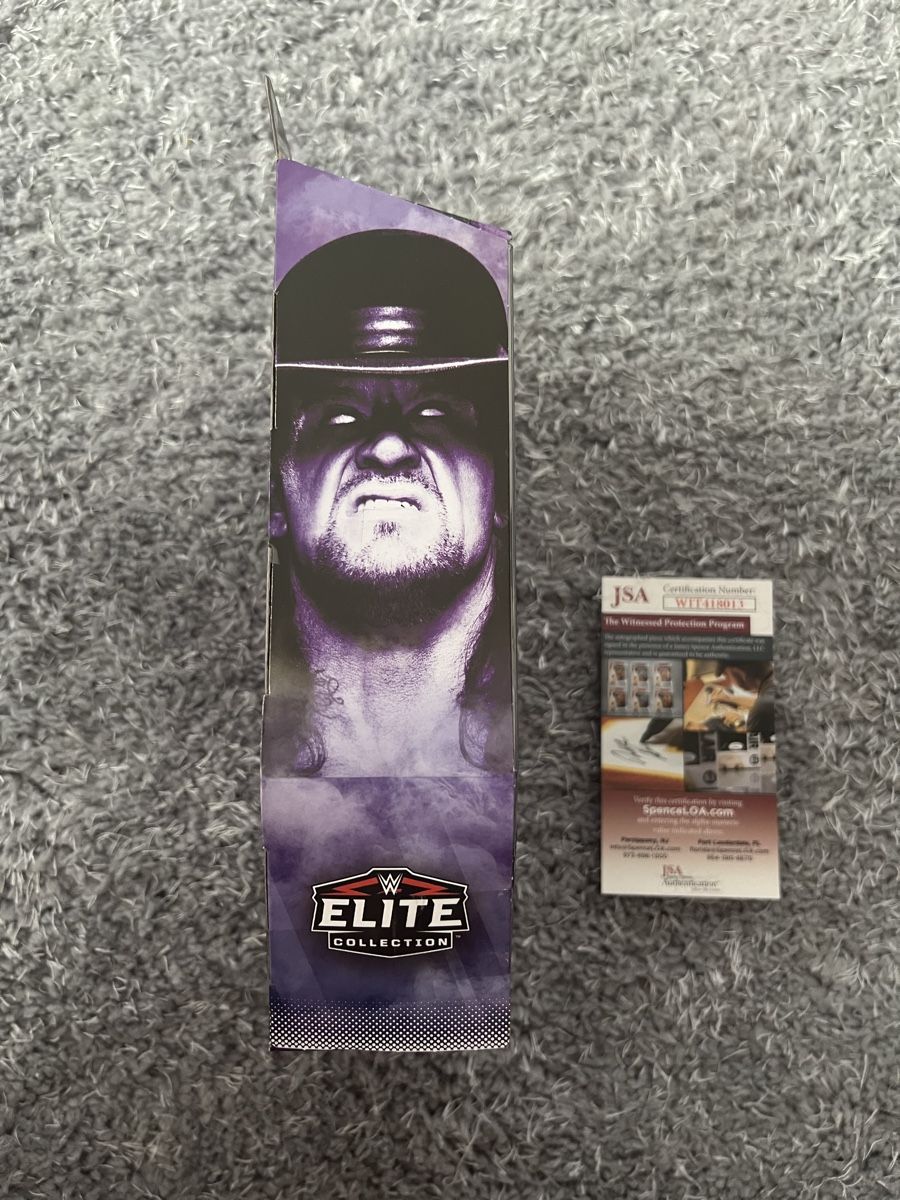 WWE Statuette: WWE Figur The Undertaker Unterschrieben JSA/PSA – Nuovo (secondo la descrizione) da Steinmaur venduto da Florianpoke 3