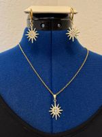 Kette und Ohrringe mit Stern/Sonne