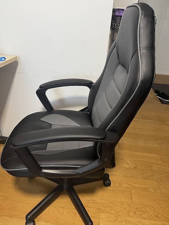 Sedie: Bequemer Büro-Stuhl mit Leder-Optik – Usato da Oberkulm venduto da tes_799n 1